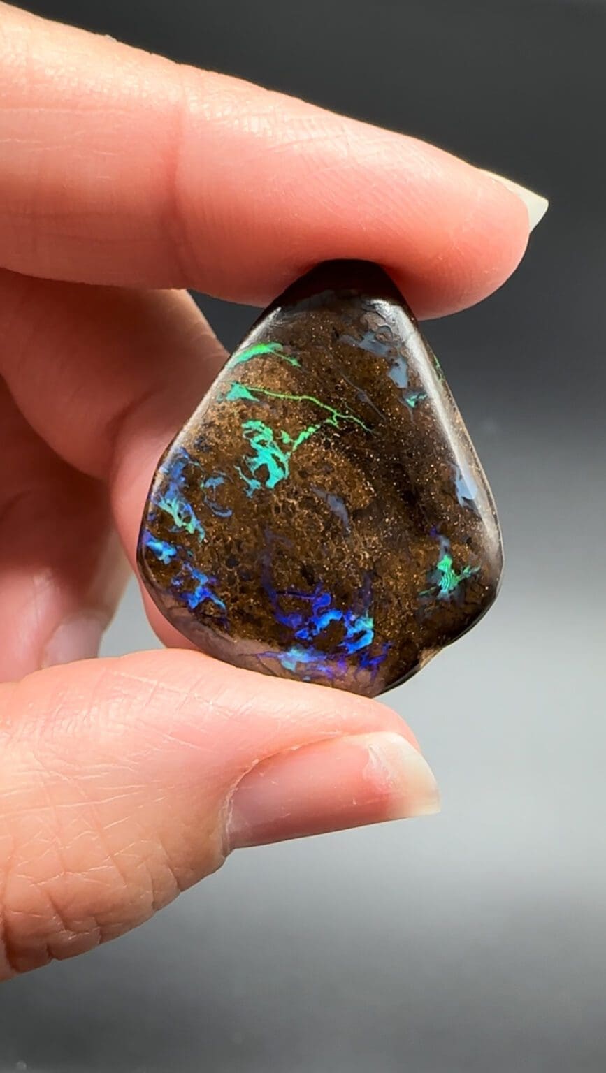 Opale Naturelle Australienne Cabochon 8.40cts Multicolore - Pierre Taillée Boulder Cadeau Noël - Neuf Sans Emballage