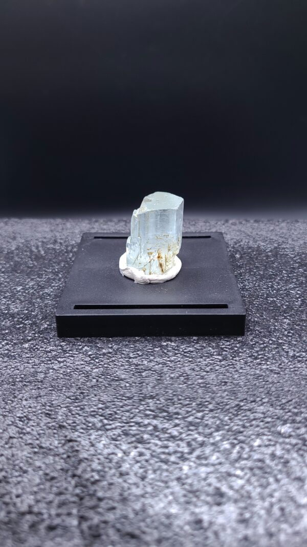 aquamarine crystal 2